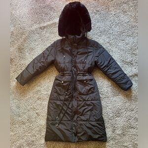 Black Puffer Jacket with Fur Trim